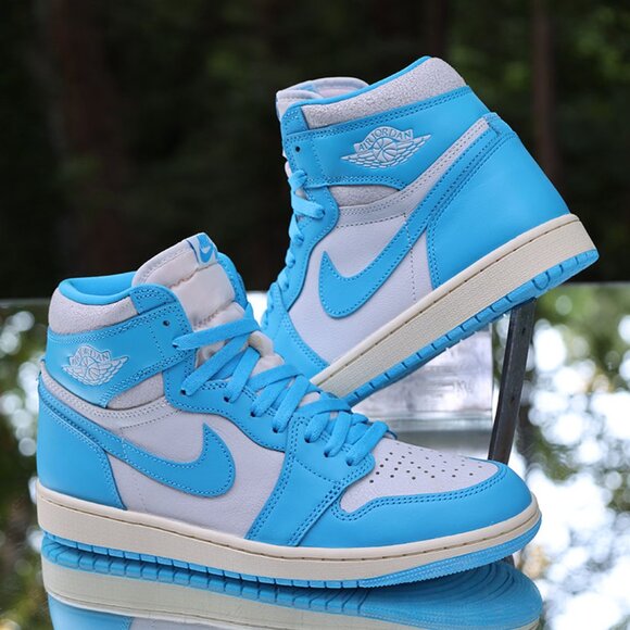 Jordan 1 Retro High OG UNC Reimagined - Picture 2 of 12